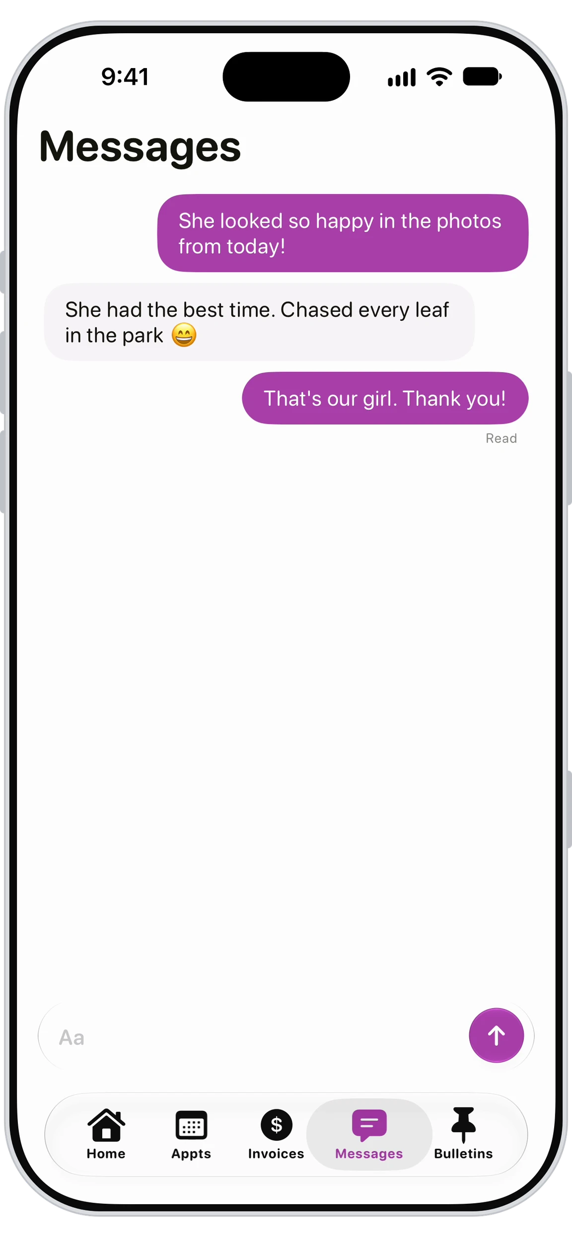 Conversation avec un pet-sitter dans l’application Walkies Journal